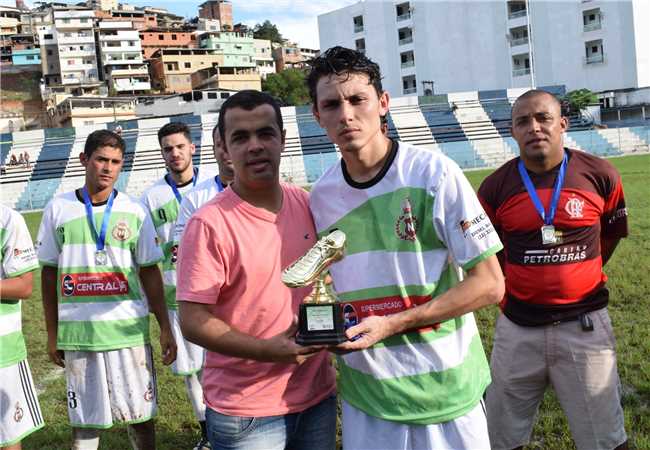 São Pedro é vitorioso nas duas categorias do Campeonato Distrital